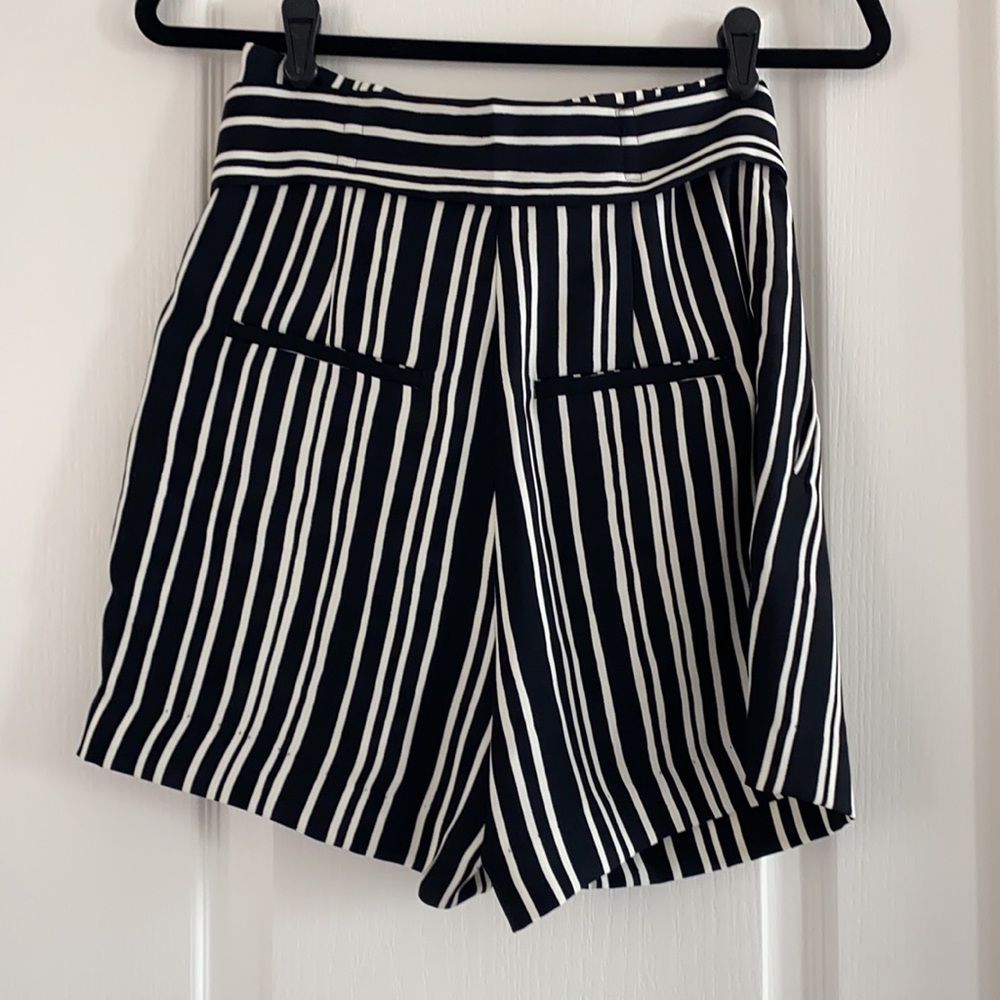 NWT H&M shorts - Picture 5 of 5
